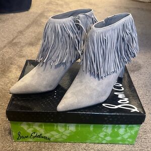 Sam Edelman Kandice Light Gray Fringe Ankle Booties